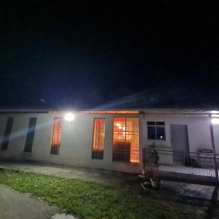 Rainbow Lodge Tambatuon Kota Belud Екстер'єр фото