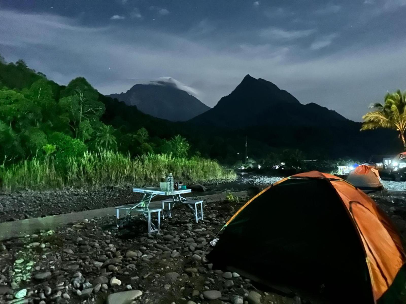 Rainbow Lodge Tambatuon Kota Belud Екстер'єр фото