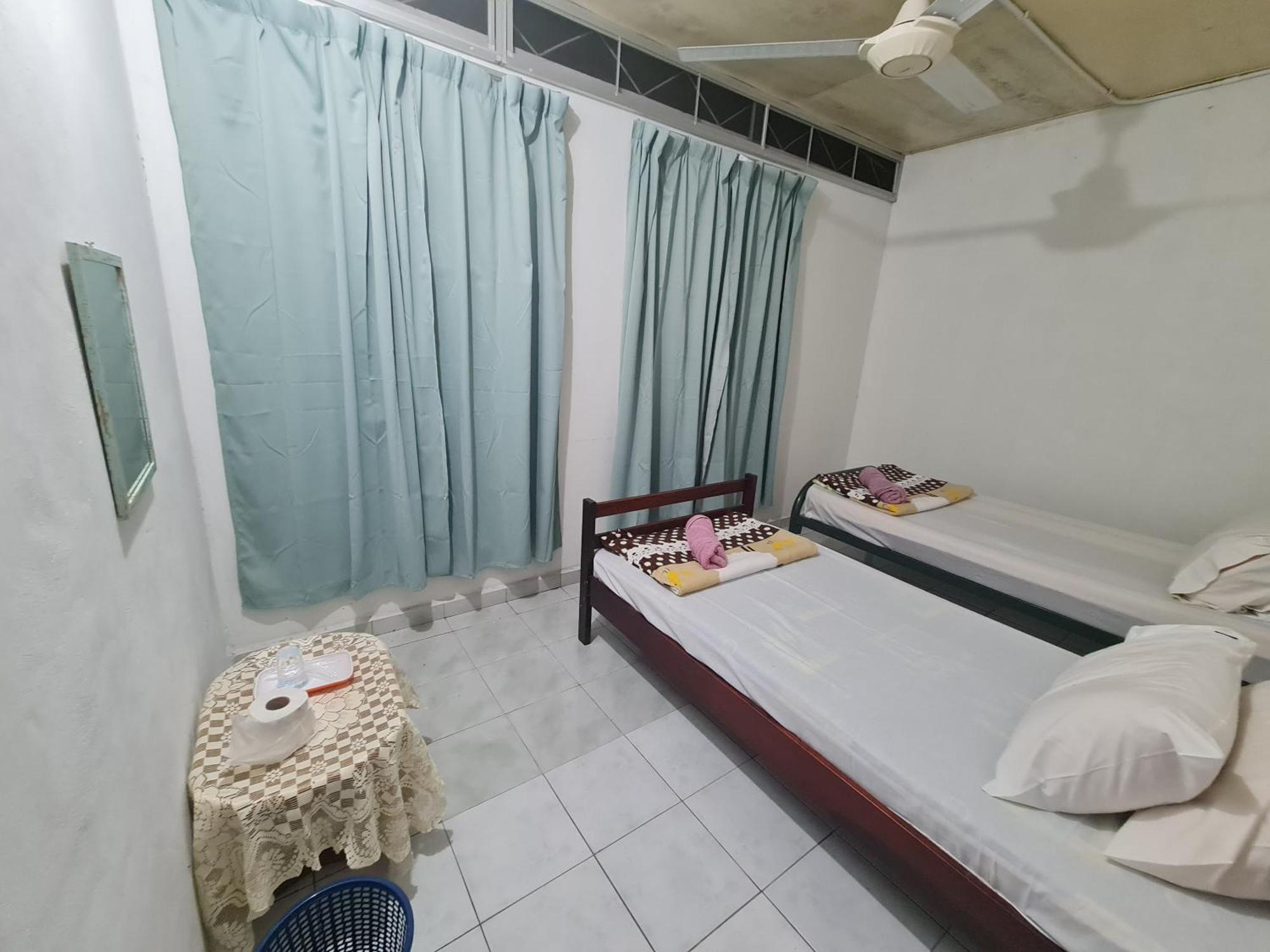 Rainbow Lodge Tambatuon Kota Belud Екстер'єр фото